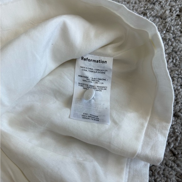 Reformation Linen Size 4 - Picture 9 of 13